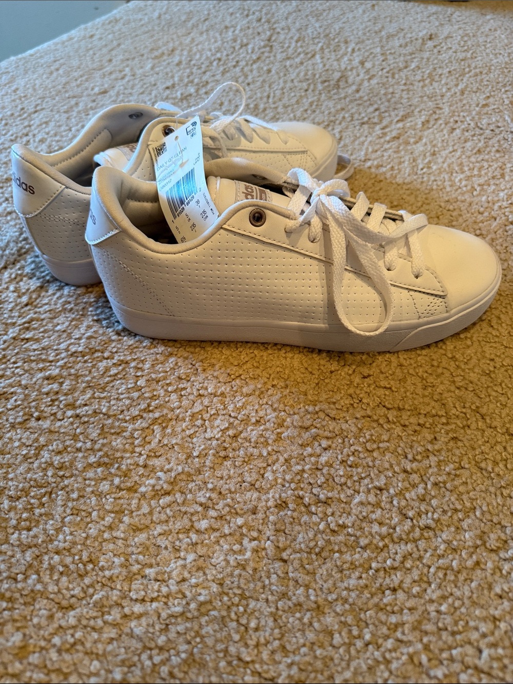 New white adidas sneaker ortholite float cloudform women 6.5 basketball no box